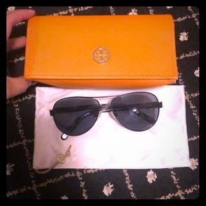 Tory Burch Classic Aviator
